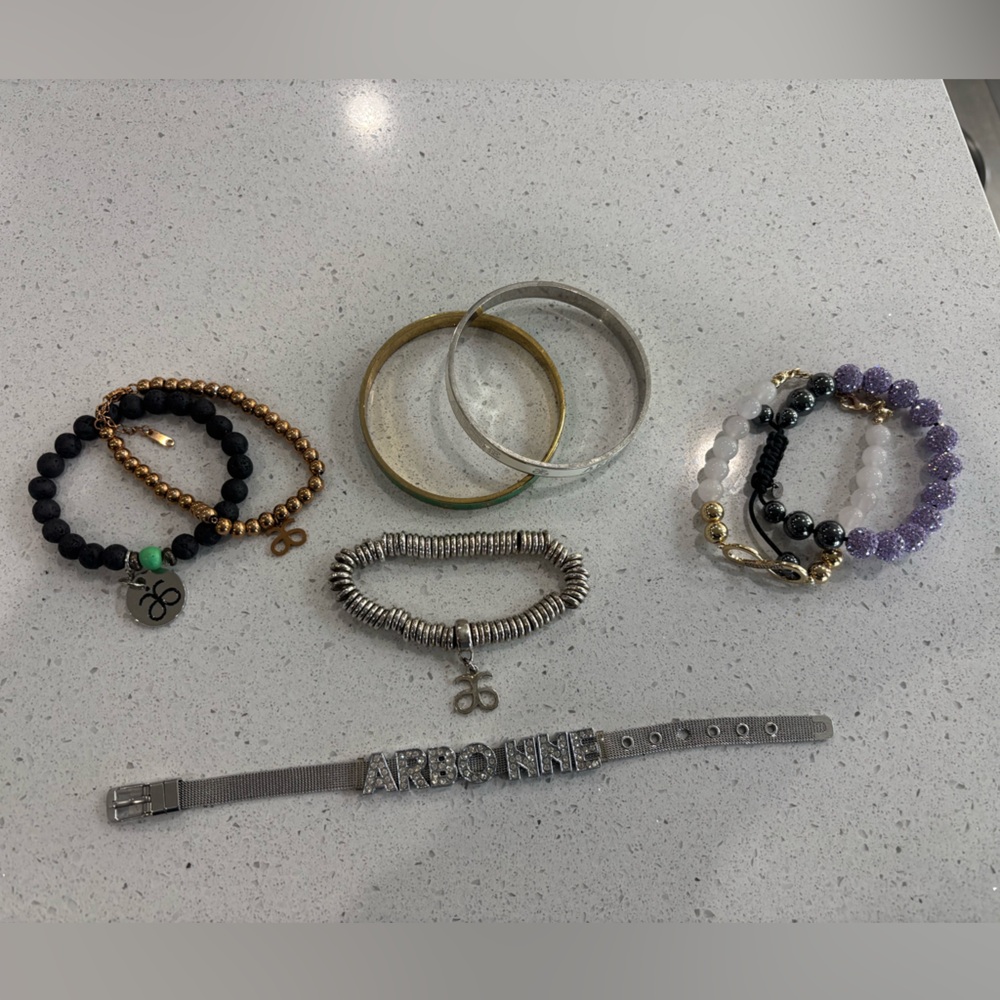 Arbonne Bracelet Set